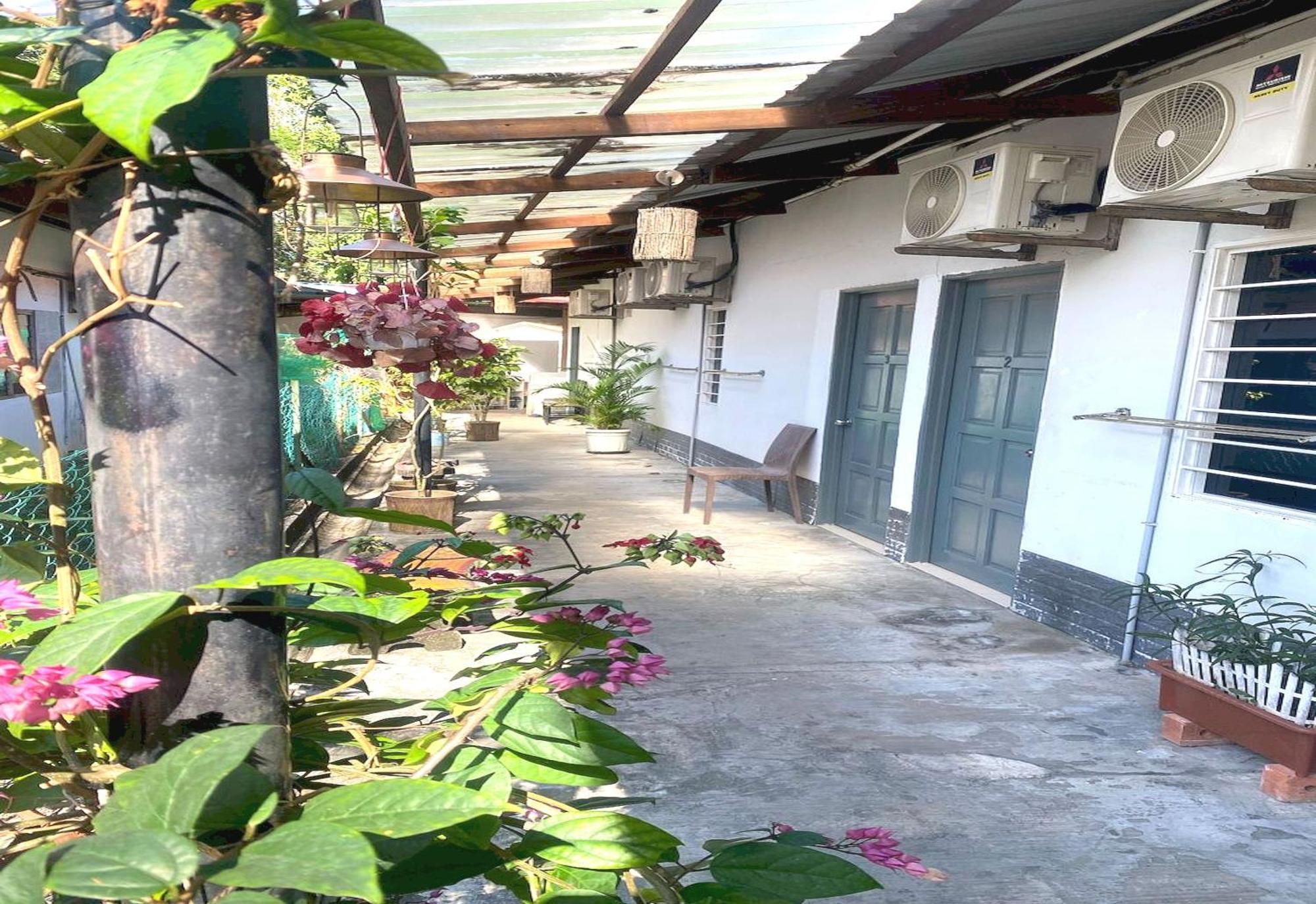 Langkawi Western Motel Pantai Cenang  Exterior photo